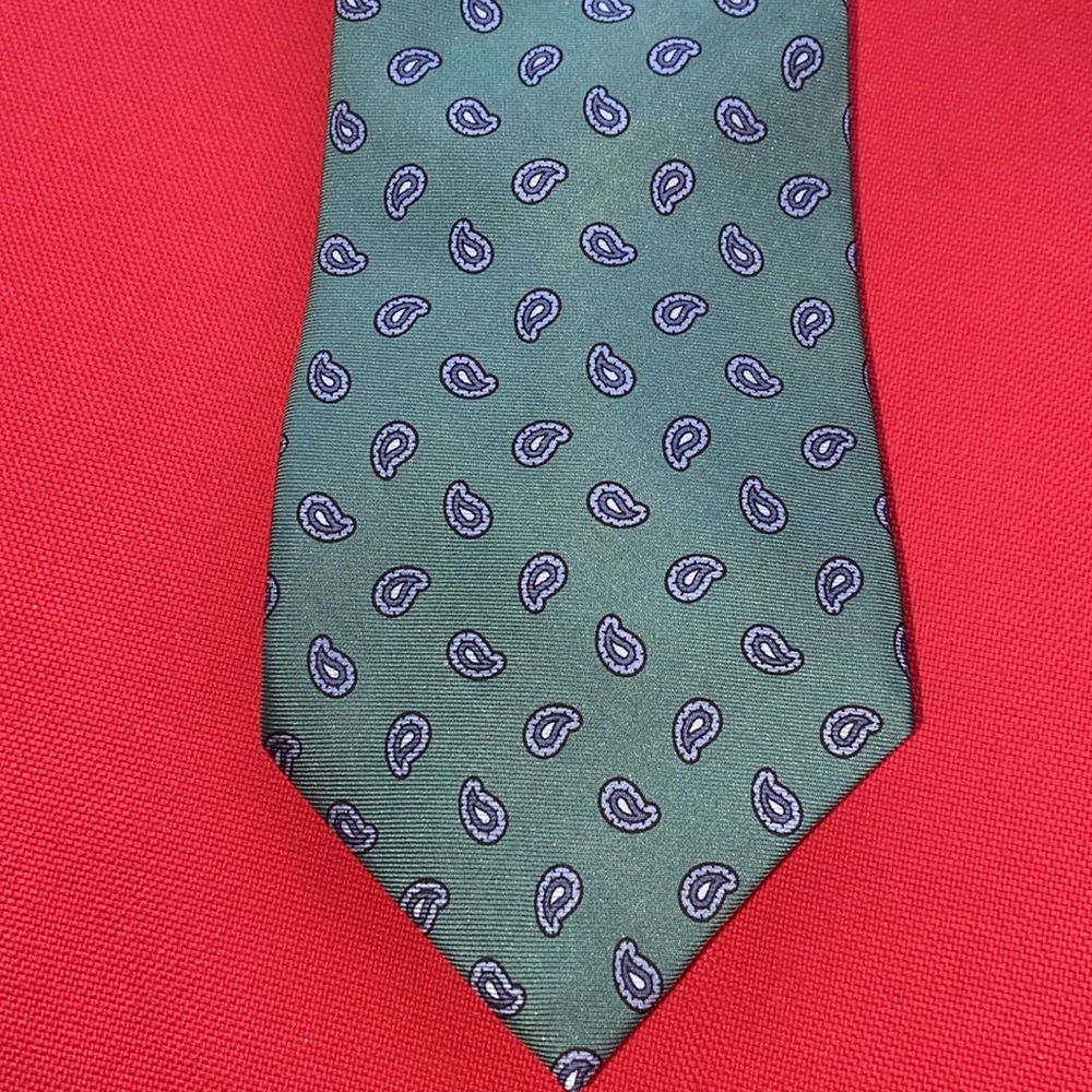 Bay Club paisley Tie